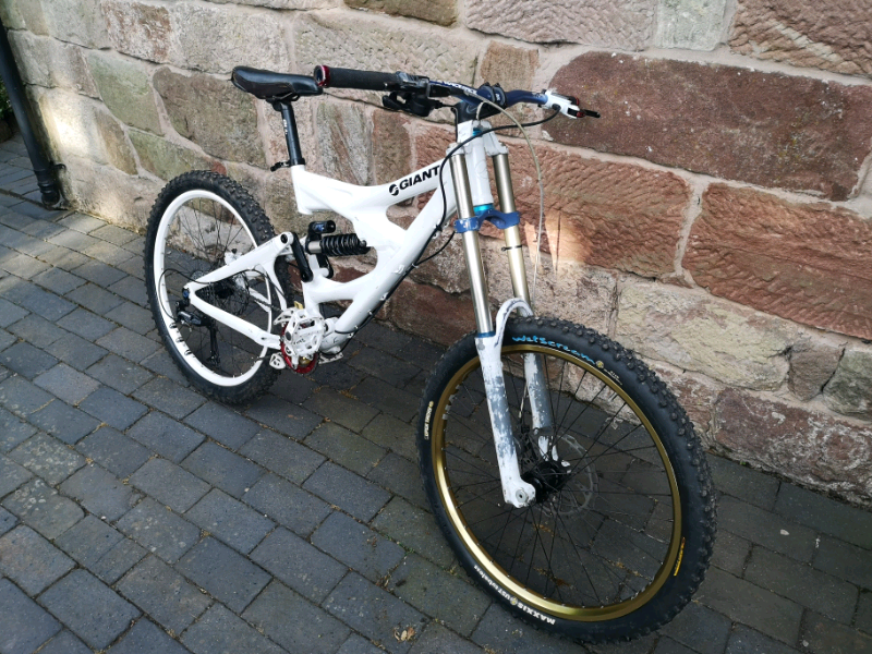 giant faith mountain bike